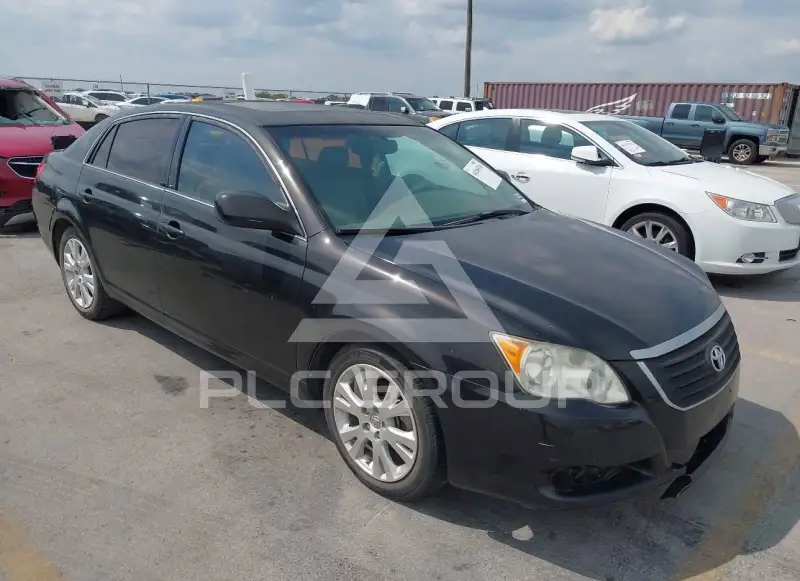 2010 Toyota AVALON фото