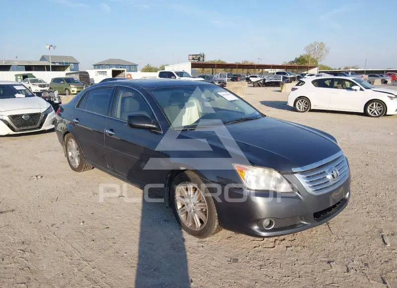 2010 Toyota AVALON фото