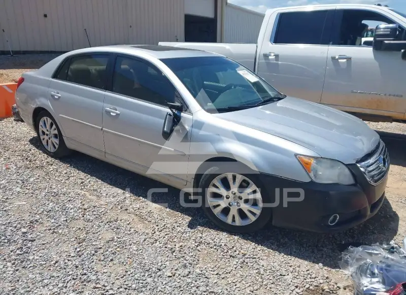 2010 Toyota AVALON фото