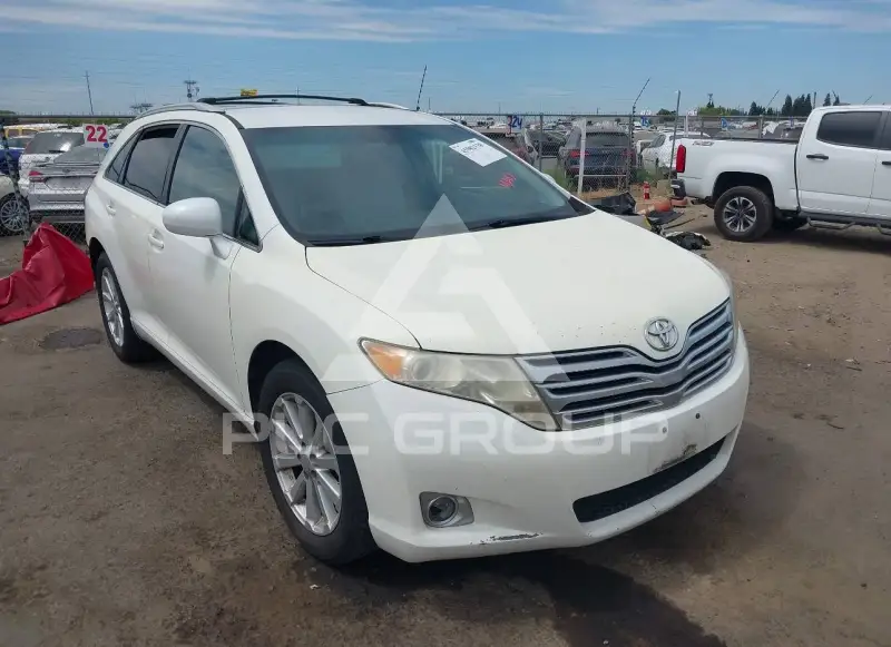2010 Toyota VENZA photo