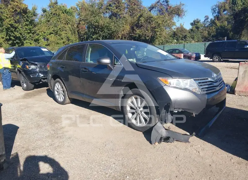 2010 Toyota VENZA photo
