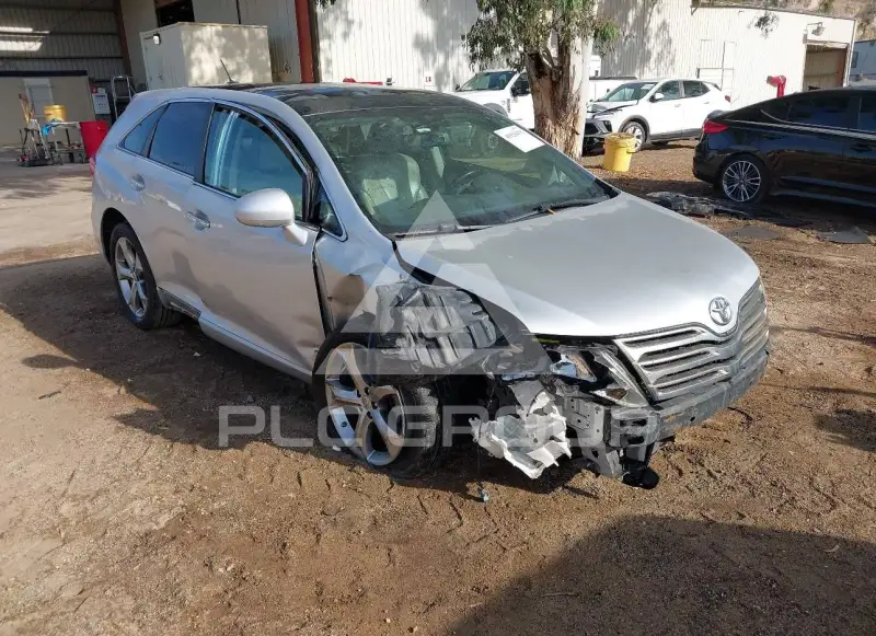 2010 Toyota VENZA photo