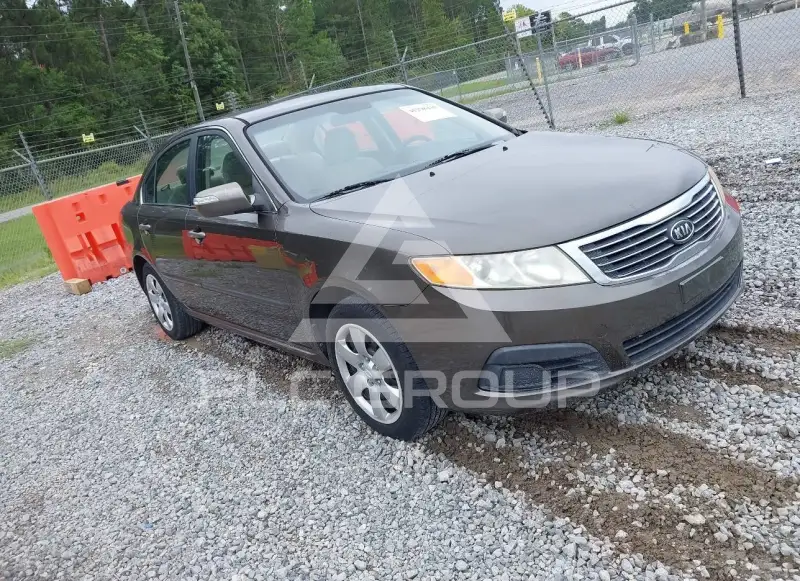 2010 KIA Optima photo