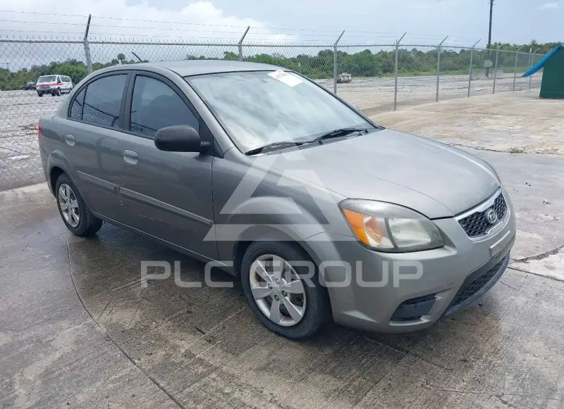 2010 KIA Rio фото