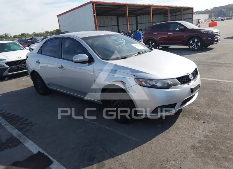 2010 KIA Forte фото