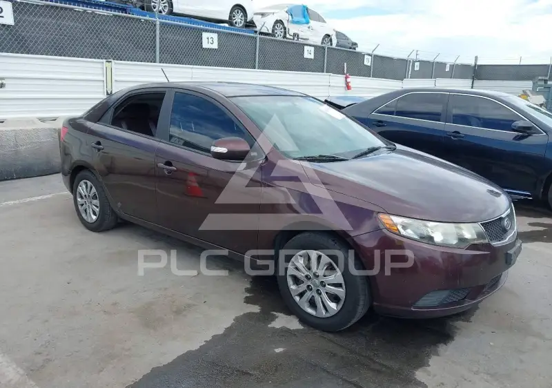 2010 KIA Forte фото