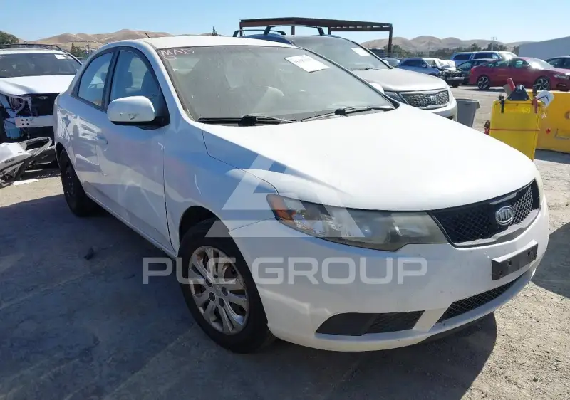 2010 KIA Forte фото