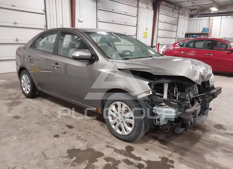 2010 KIA Forte фото