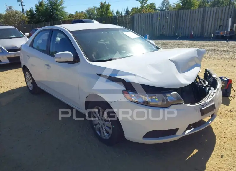 2010 KIA Forte фото