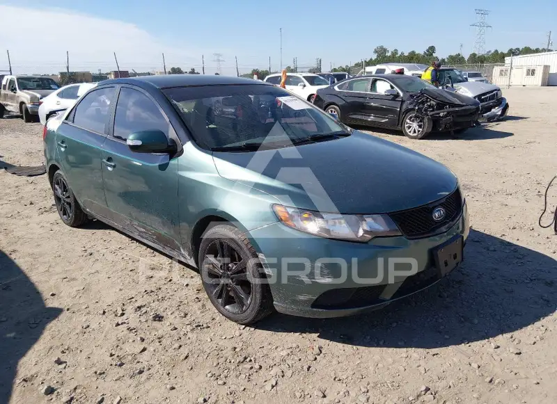 2010 KIA Forte фото