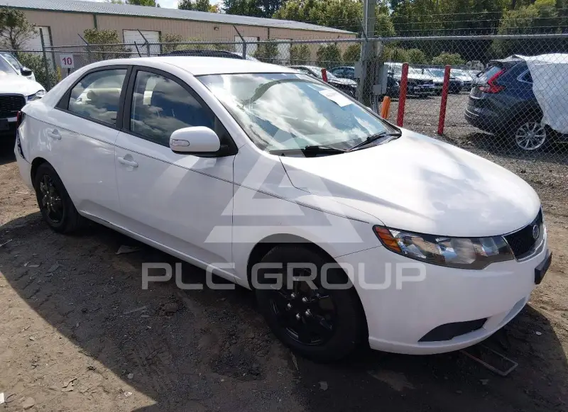 2010 KIA Forte фото
