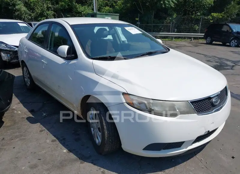 2010 KIA Forte фото