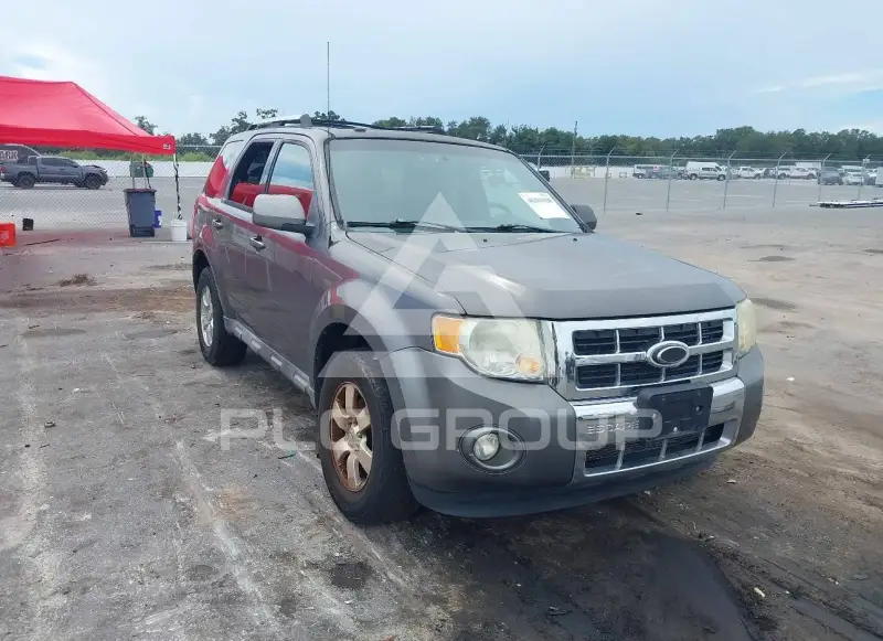2010 Ford ESCAPE photo