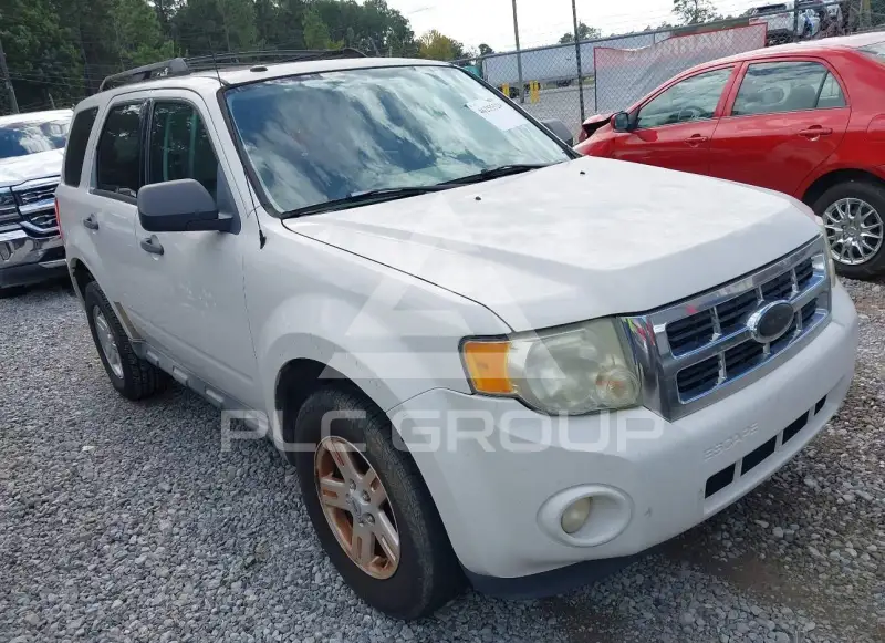2010 Ford ESCAPE photo