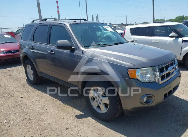 2010 Ford ESCAPE фото