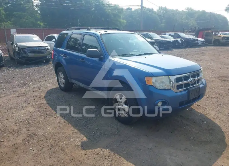 2010 Ford ESCAPE photo
