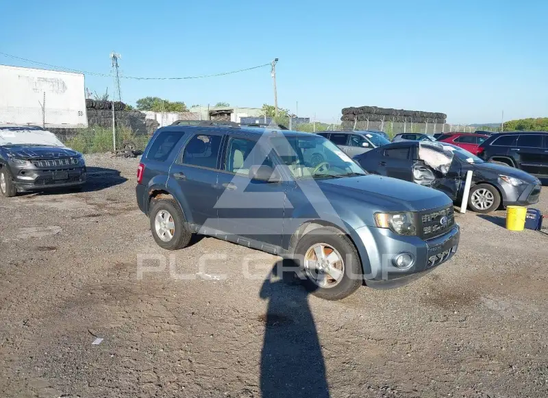 2010 Ford ESCAPE фото