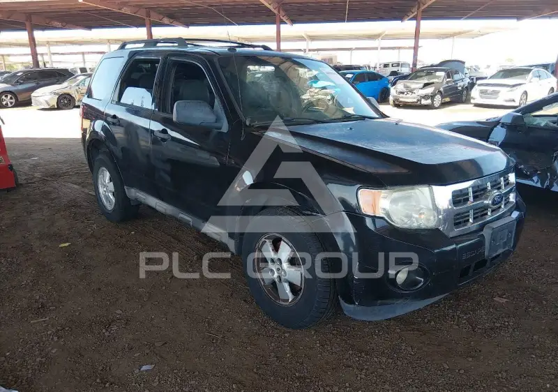 2010 Ford ESCAPE photo