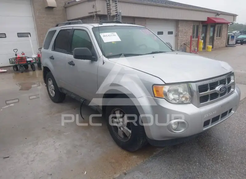 2010 Ford ESCAPE фото