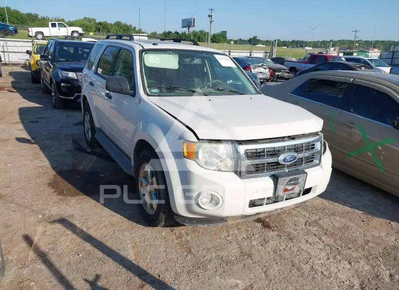 2010 Ford ESCAPE фото