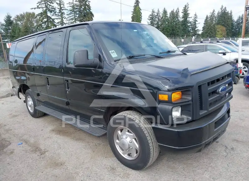 2010 Ford E-350 фото