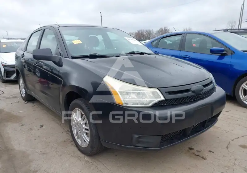 2010 Ford FOCUS photo