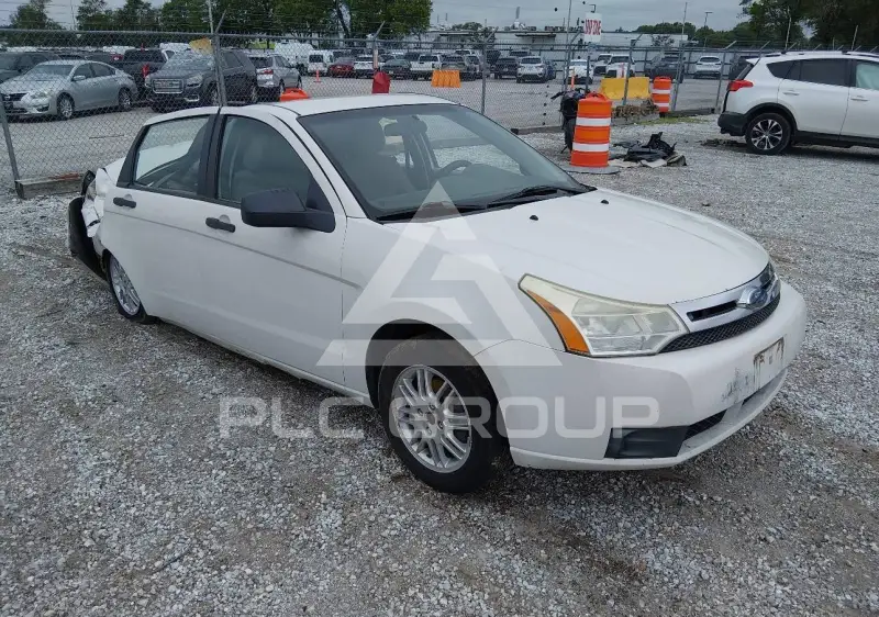 2010 Ford FOCUS фото