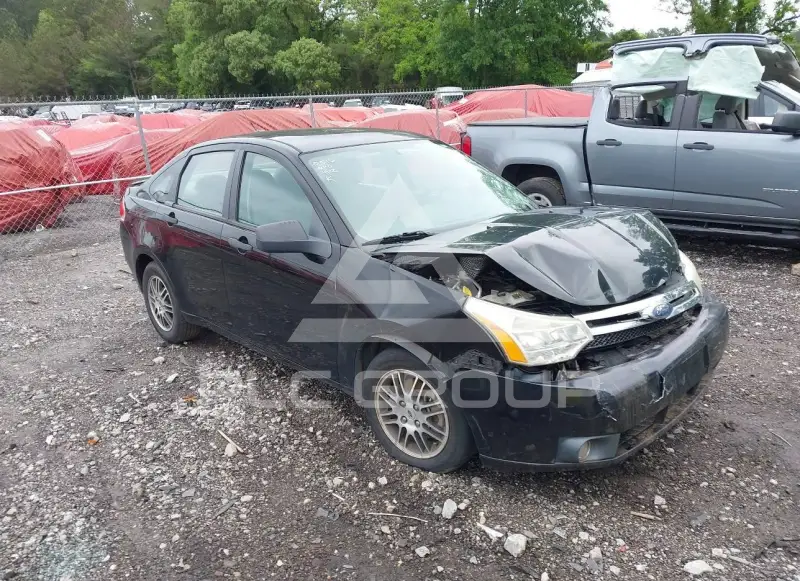 2010 Ford FOCUS photo