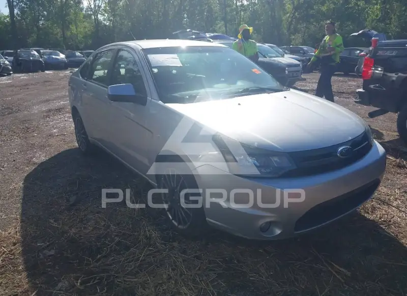 2010 Ford FOCUS фото
