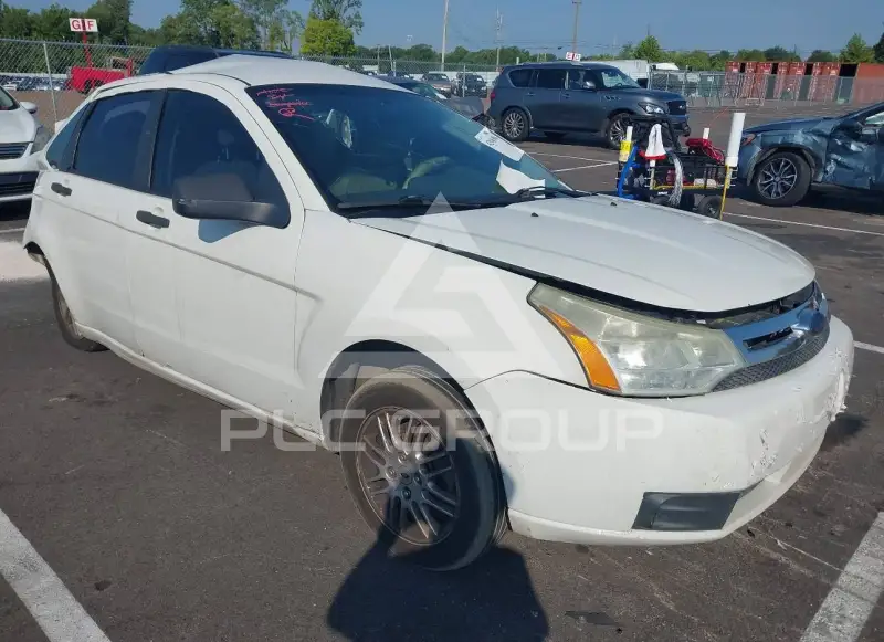 2010 Ford FOCUS фото