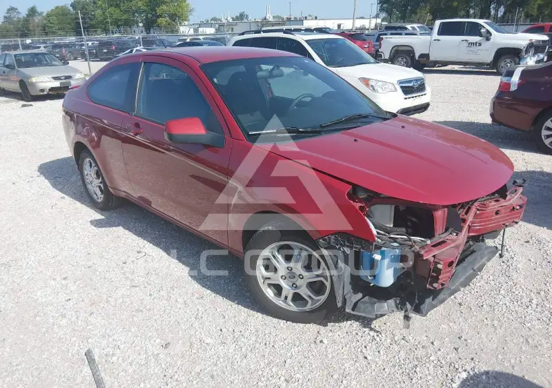 2010 Ford FOCUS фото