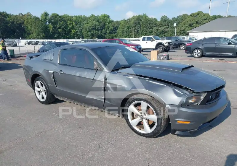 2010 Ford MUSTANG фото