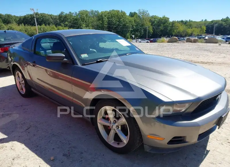 2010 Ford MUSTANG фото