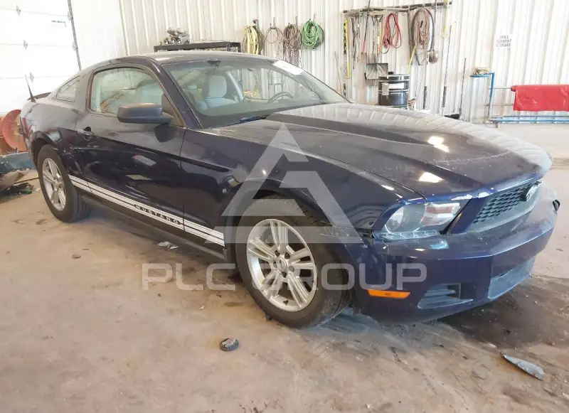 2010 Ford MUSTANG фото