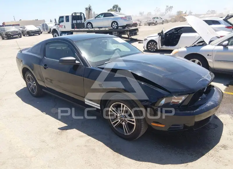 2010 Ford MUSTANG фото