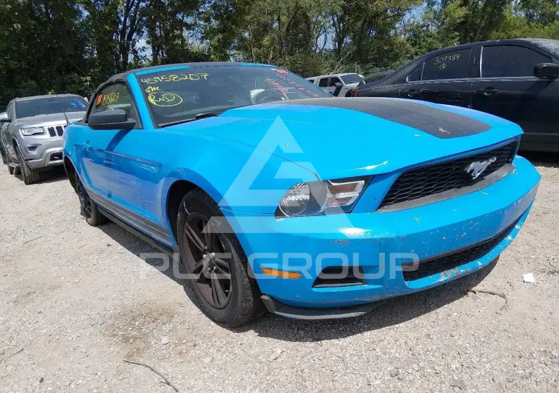 2010 Ford MUSTANG фото