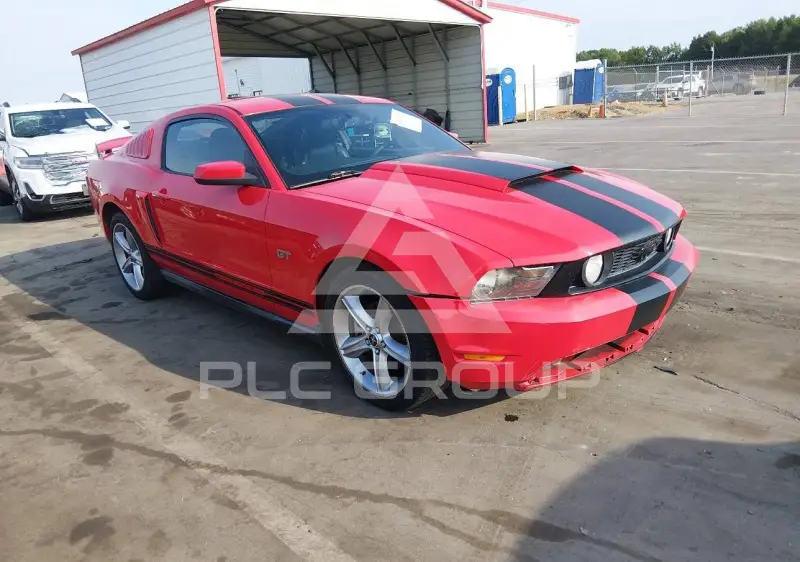 2010 Ford MUSTANG фото