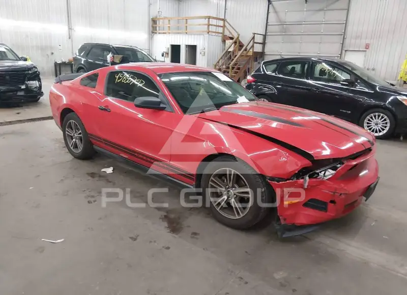 2010 Ford MUSTANG фото