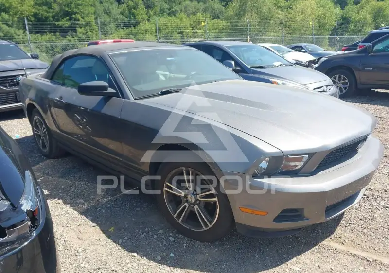 2010 Ford MUSTANG фото