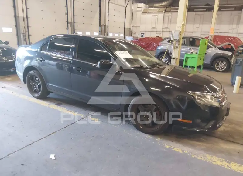 2010 Ford FUSION фото