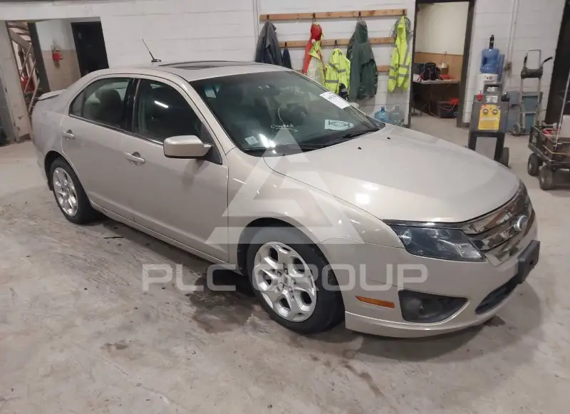 2010 Ford FUSION фото