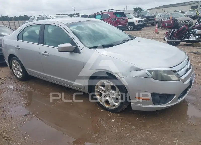 2010 Ford FUSION photo