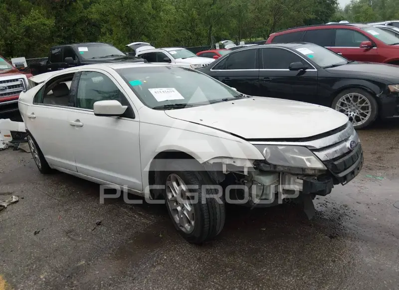 2010 Ford FUSION photo