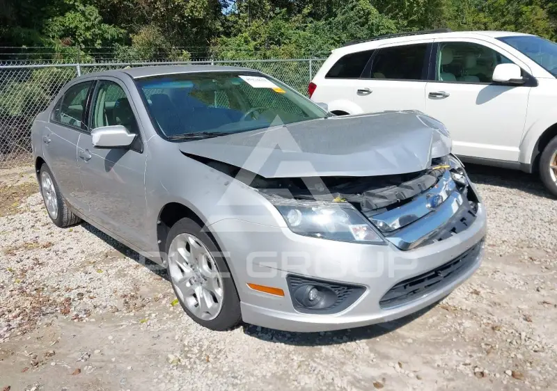 2010 Ford FUSION photo