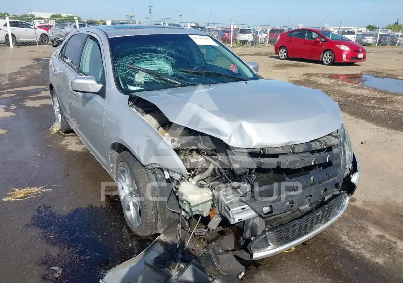 2010 Ford FUSION фото