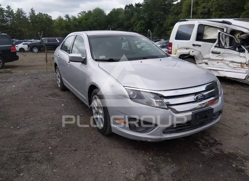 2010 Ford FUSION photo