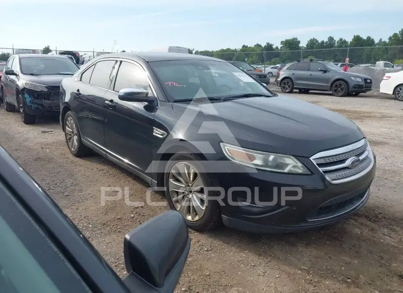 2010 Ford TAURUS photo