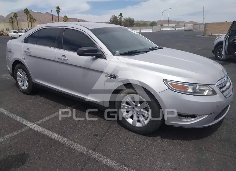 2010 Ford TAURUS фото