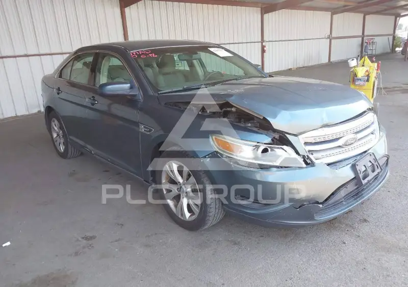 2010 Ford TAURUS фото