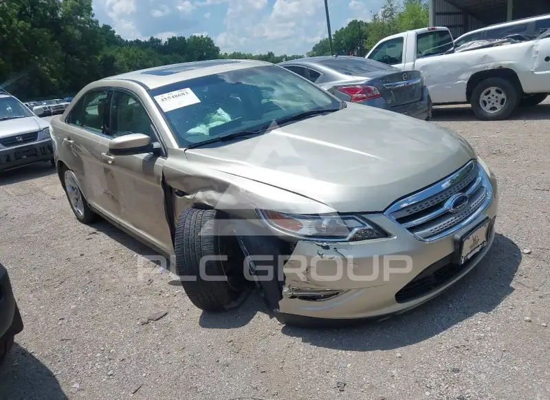 2010 Ford TAURUS photo